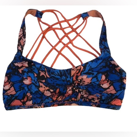 lululemon athletica Other - 🧁Lululemon crisscross back bra-size 6. Coral and blue.*